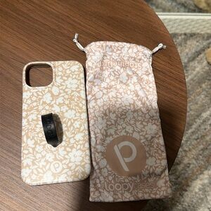 Loopy Case Cream Floral iPhone Case (iPhone 13 6.1 inch screen).